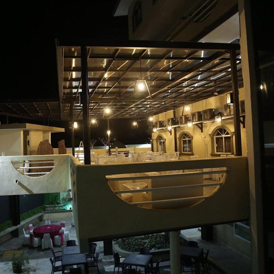 סיודד מדרו Hotel Miramar Inn מראה חיצוני תמונה