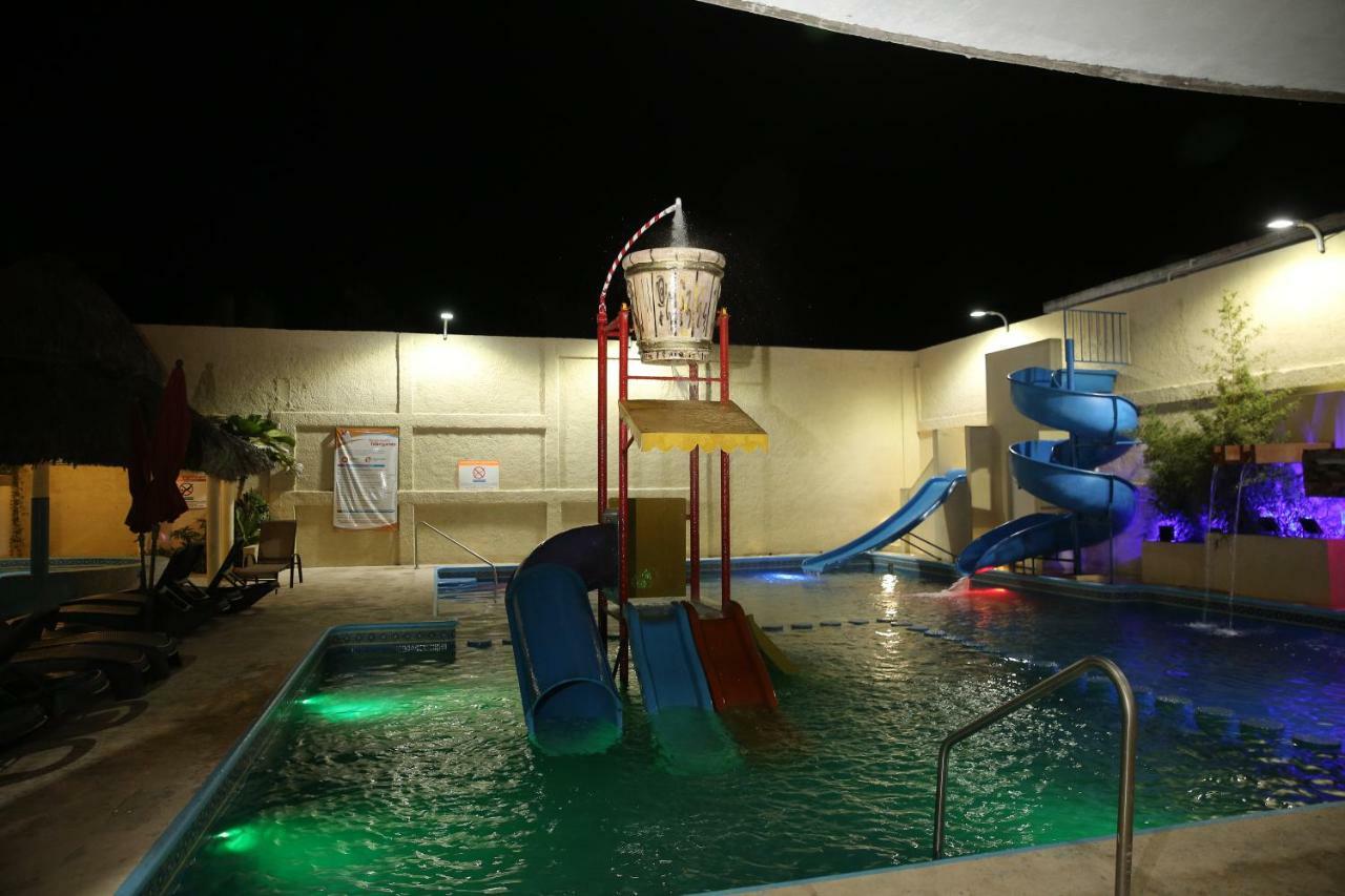 סיודד מדרו Hotel Miramar Inn מראה חיצוני תמונה